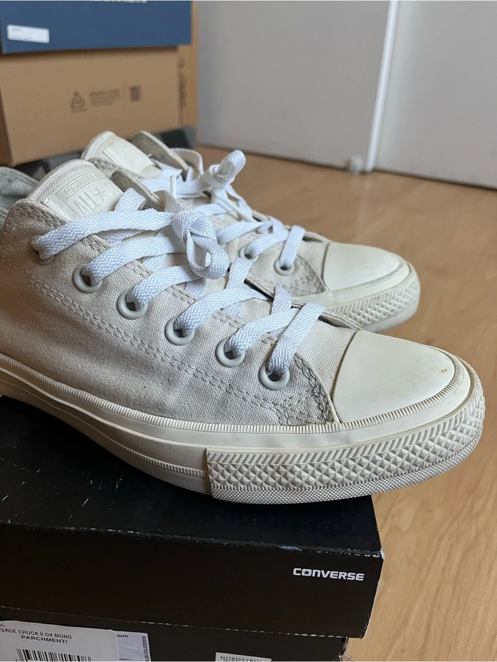 Converse Chuck Taylor II 2 in Parchment/Off-White 8 - Picture 2 of 16